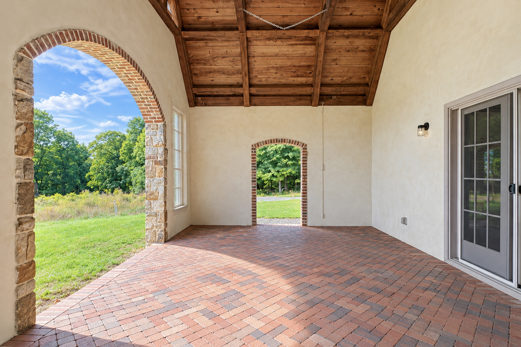  Secluded 82 Acre Farm Estate With Multiple Residences - 物件實景