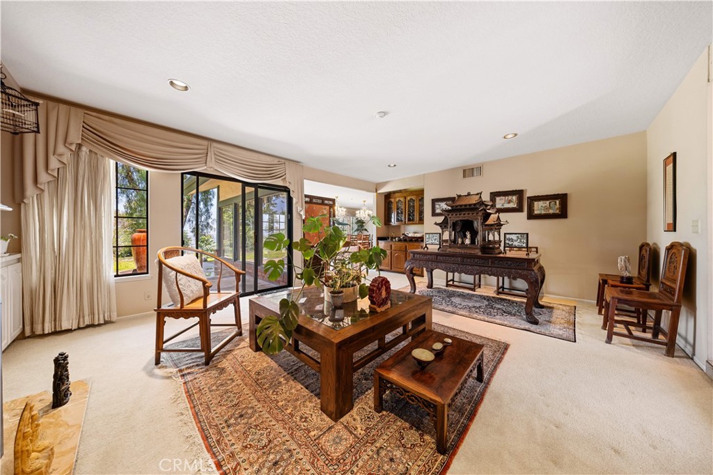 Walnut, California, 91789, United States, 5 Bedrooms Bedrooms, ,5 BathroomsBathrooms,Residential,For Sale,2010778