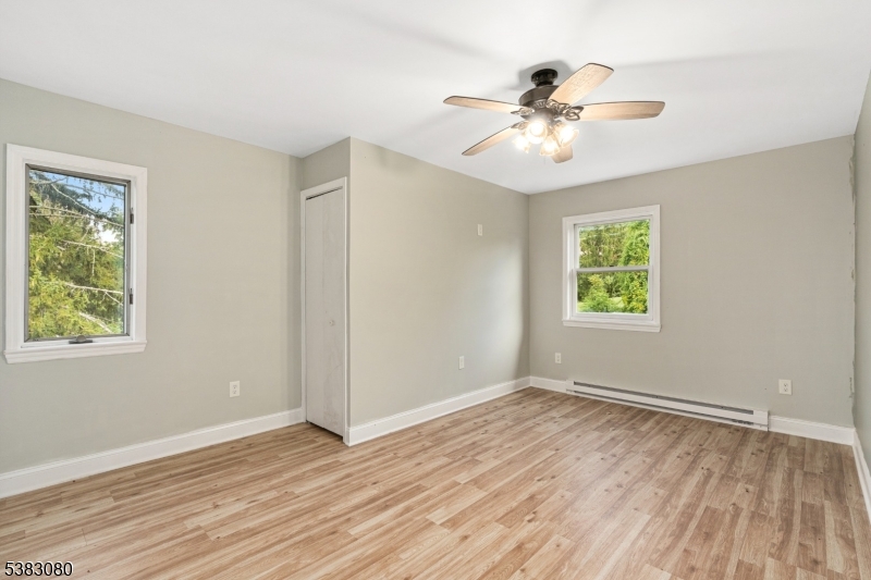 Vernon Twp., New Jersey, 07462, United States, 4 Bedrooms Bedrooms, ,2 BathroomsBathrooms,Residential,For Sale,1938631