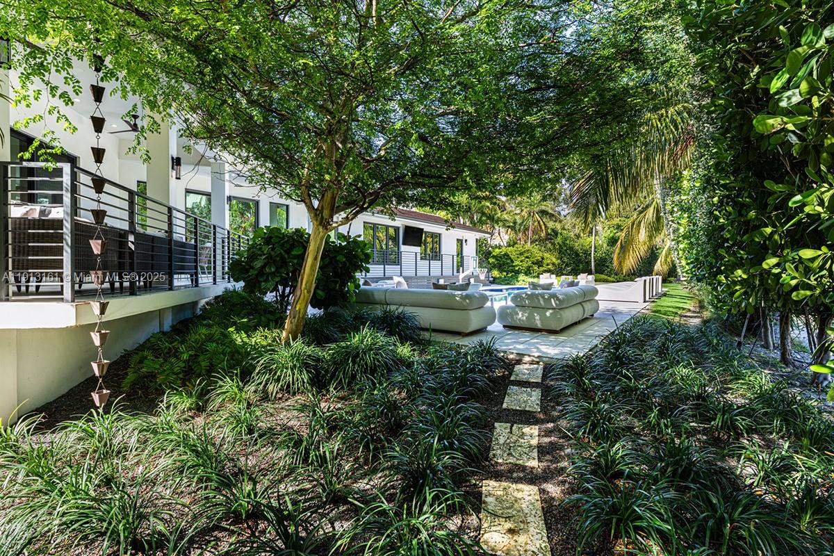 Miami Beach, Florida, 33140, United States, 9 Bedrooms Bedrooms, ,9 BathroomsBathrooms,Residential,For Sale,1993425