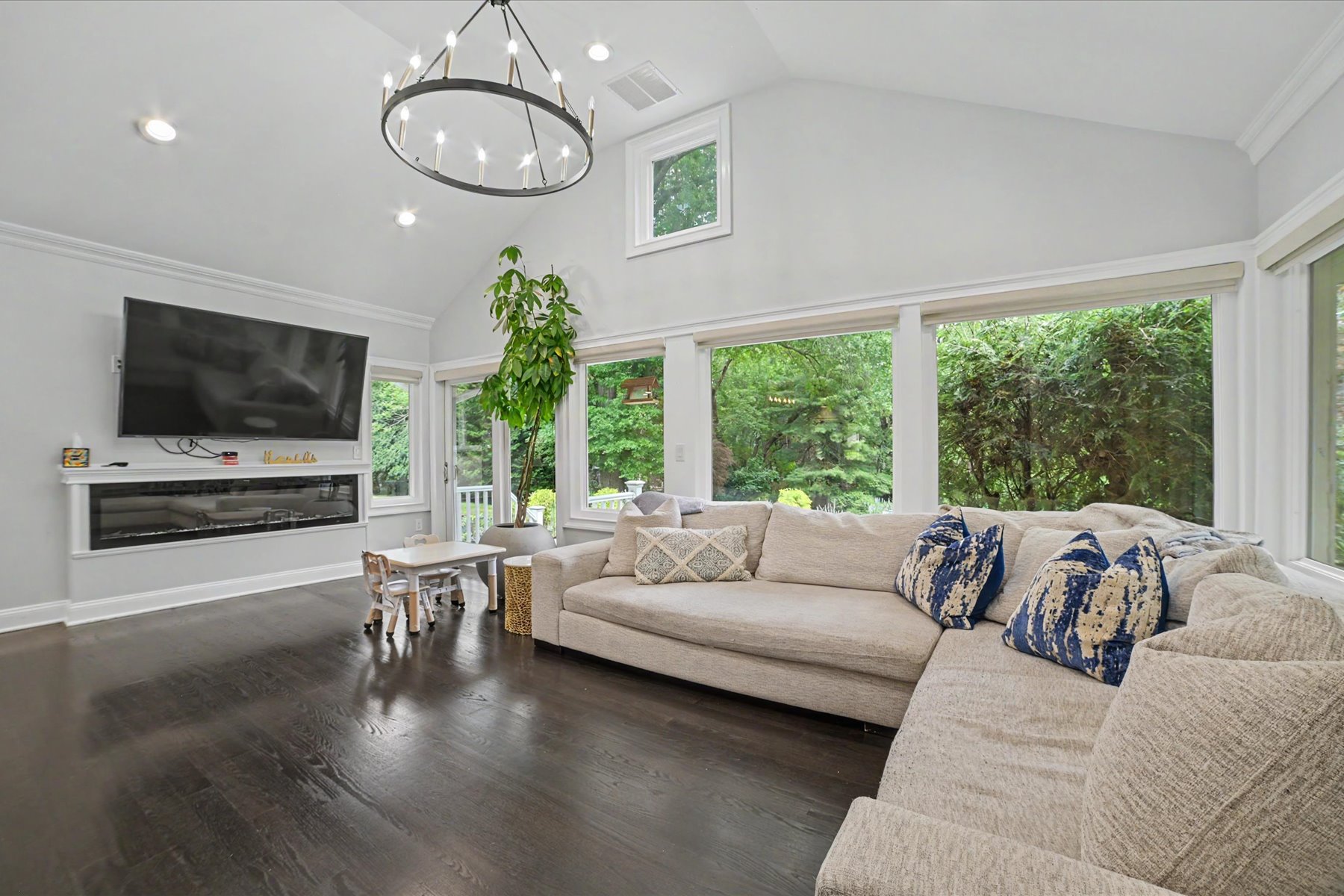  Sophisticated One-Level Ranch on a Beautiful Private Lot - 物件實景