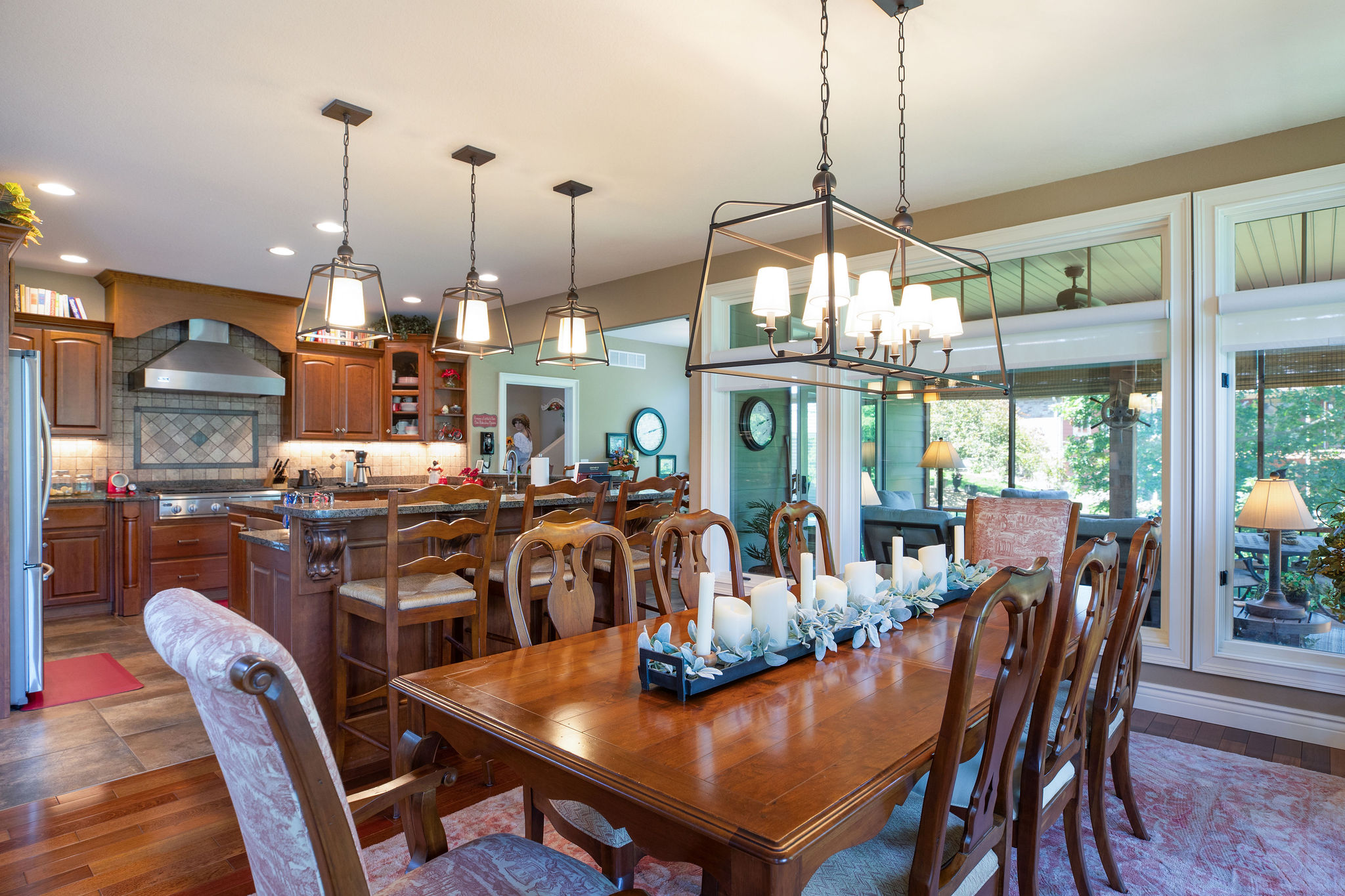Shell Knob, Missouri, 65747, United States, 4 Bedrooms Bedrooms, ,5 BathroomsBathrooms,Residential,For Sale,1894340