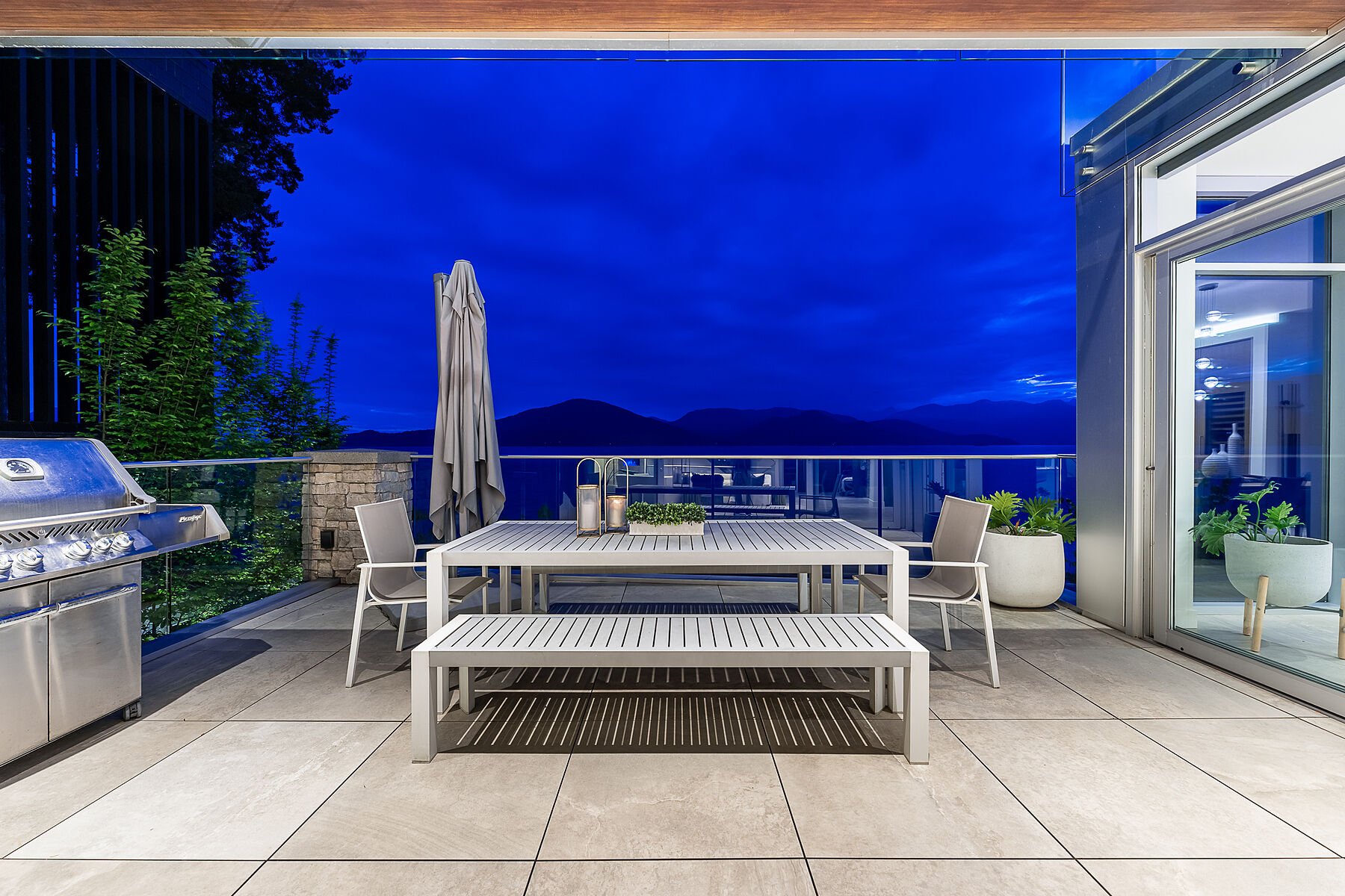  Amazing Waterfront Property - 物件實景