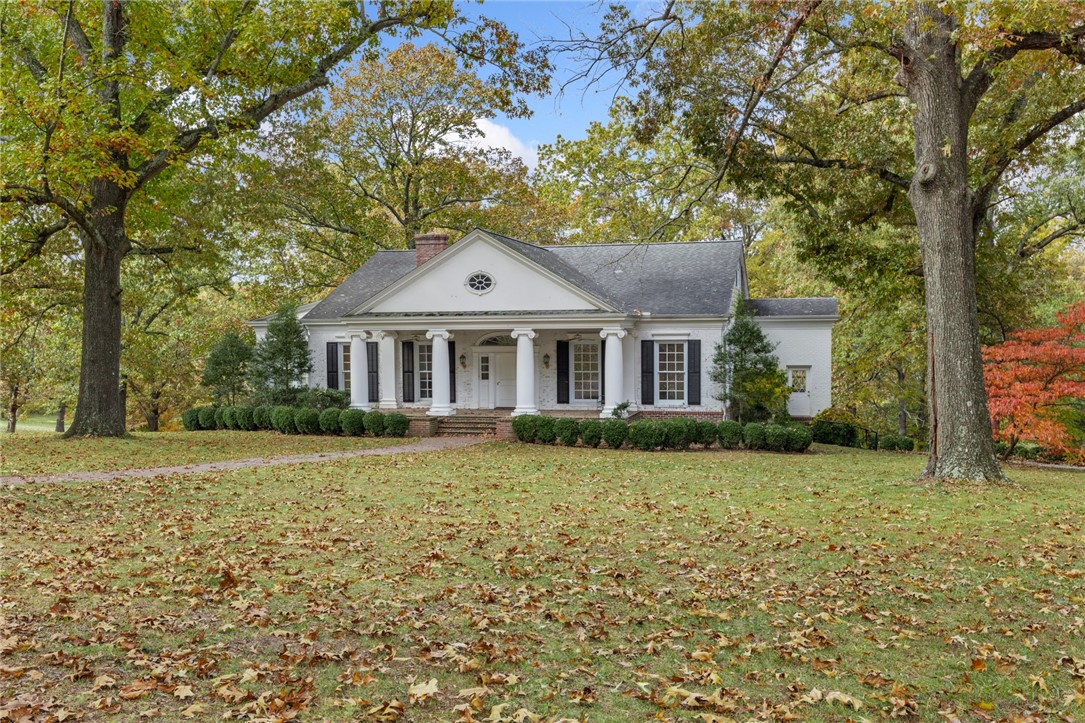 Harrison, Arkansas, 72601, United States, 4 Bedrooms Bedrooms, ,5 BathroomsBathrooms,Residential,For Sale,1989365