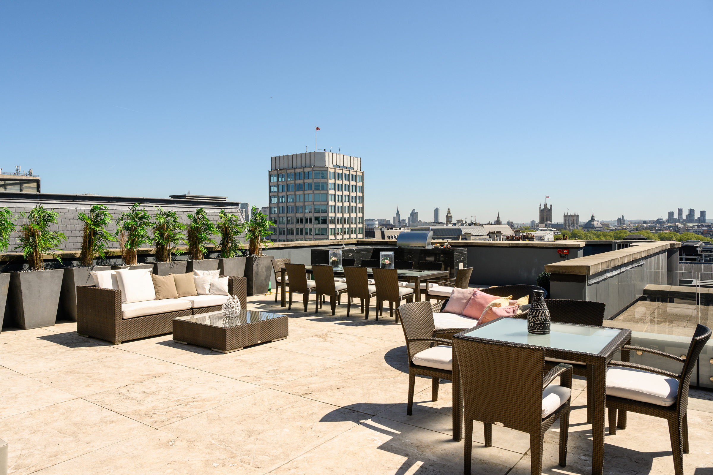  A Dramatic Penthouse with Exceptional Terraces on Arlington Street - 物件實景