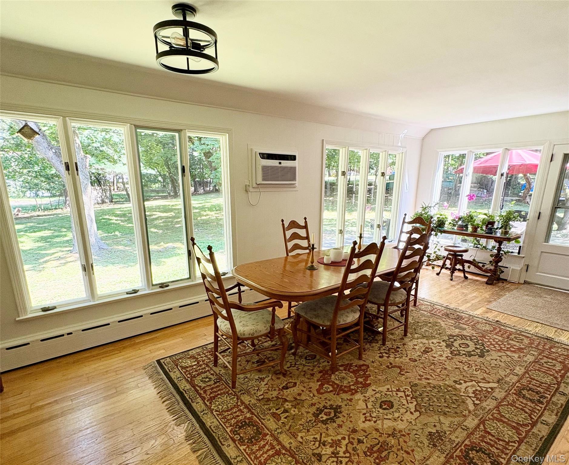 Montebello, New York, 10901, United States, 5 Bedrooms Bedrooms, ,2 BathroomsBathrooms,Residential,For Sale,1992880