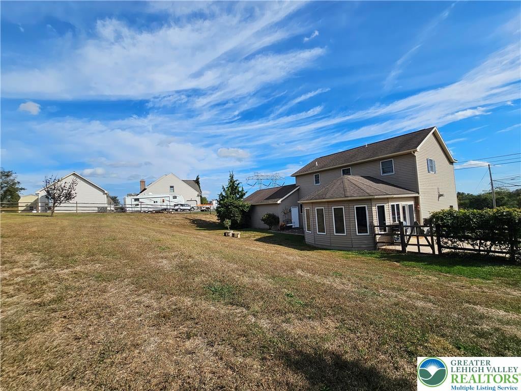 North Whitehall Twp, Pennsylvania, 18078, United States, 4 Bedrooms Bedrooms, ,3 BathroomsBathrooms,Residential,For Sale,1961837