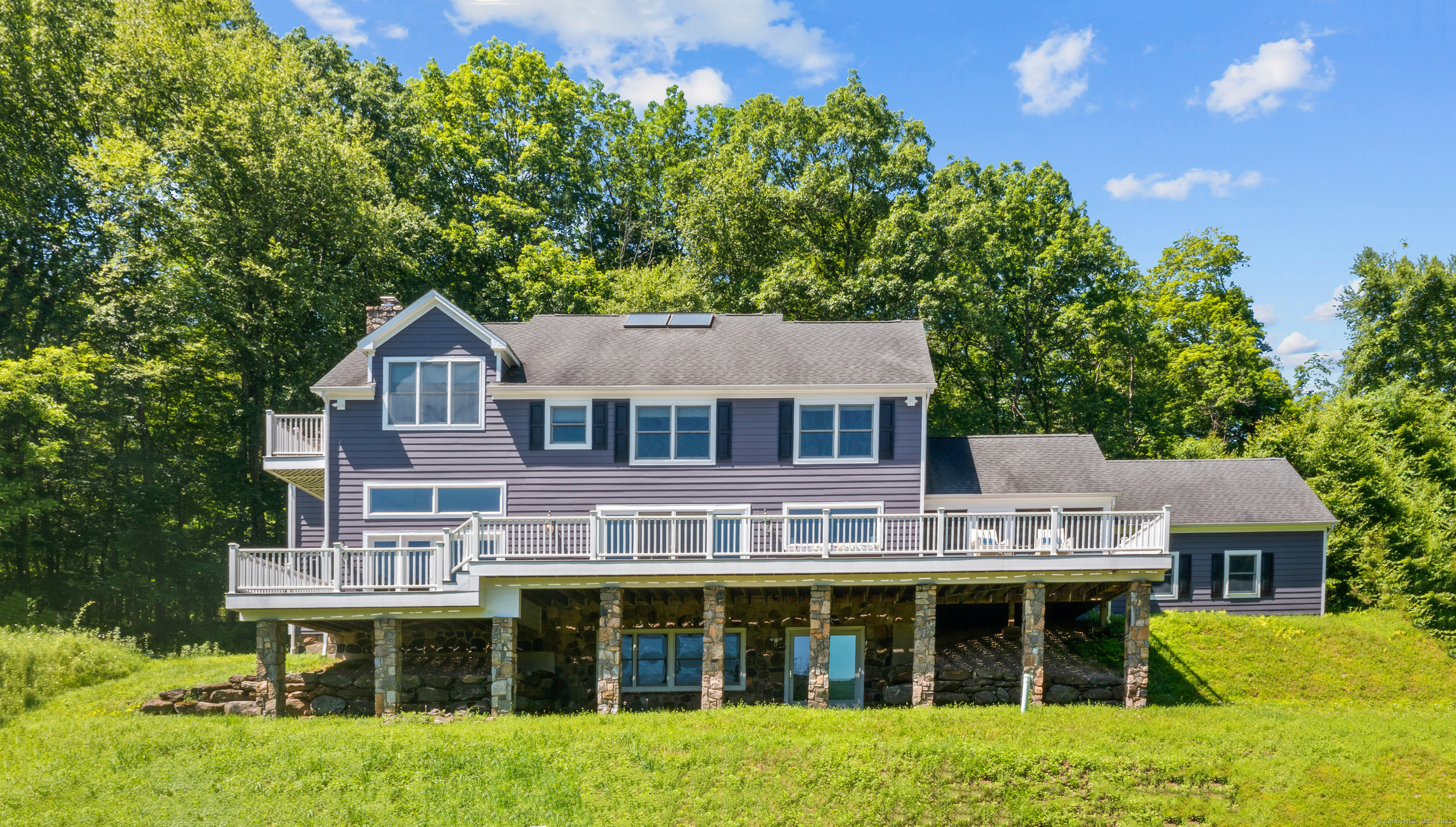 Kent, Connecticut, 06757, United States, 4 Bedrooms Bedrooms, ,5 BathroomsBathrooms,Residential,For Sale,1875282
