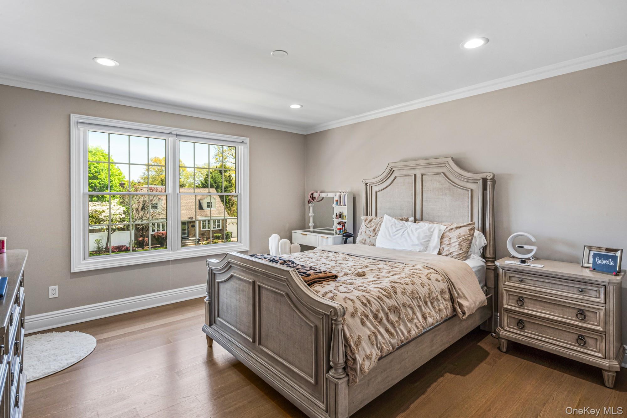  25 Boyd Drive, Westbury, NY, 11590 - 物件實景