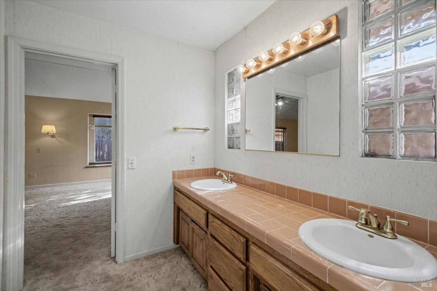 Dixon, California, 95620, United States, 3 Bedrooms Bedrooms, ,3 BathroomsBathrooms,Residential,For Sale,2012017