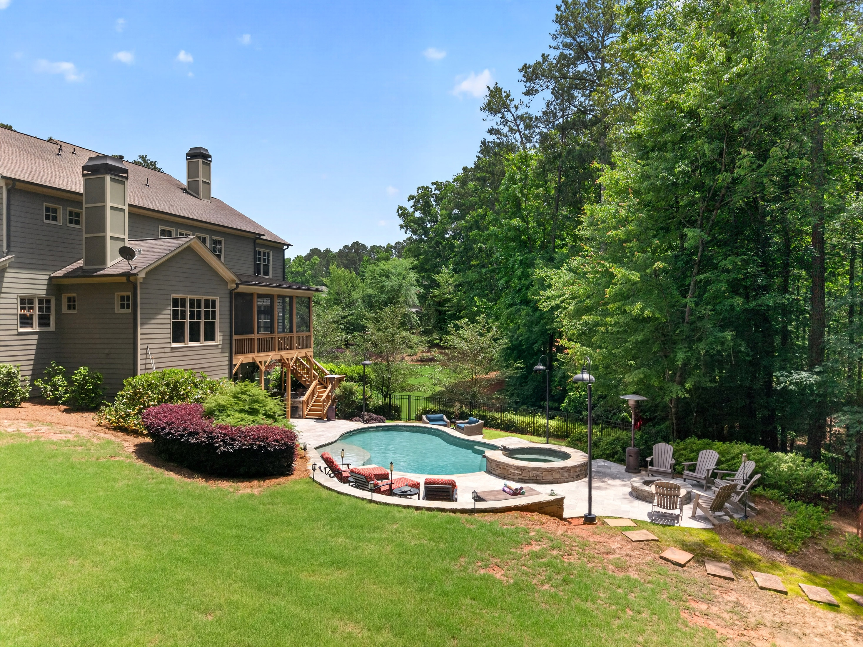 Privately Positioned on a Premier Lake Homesite - 物件實景