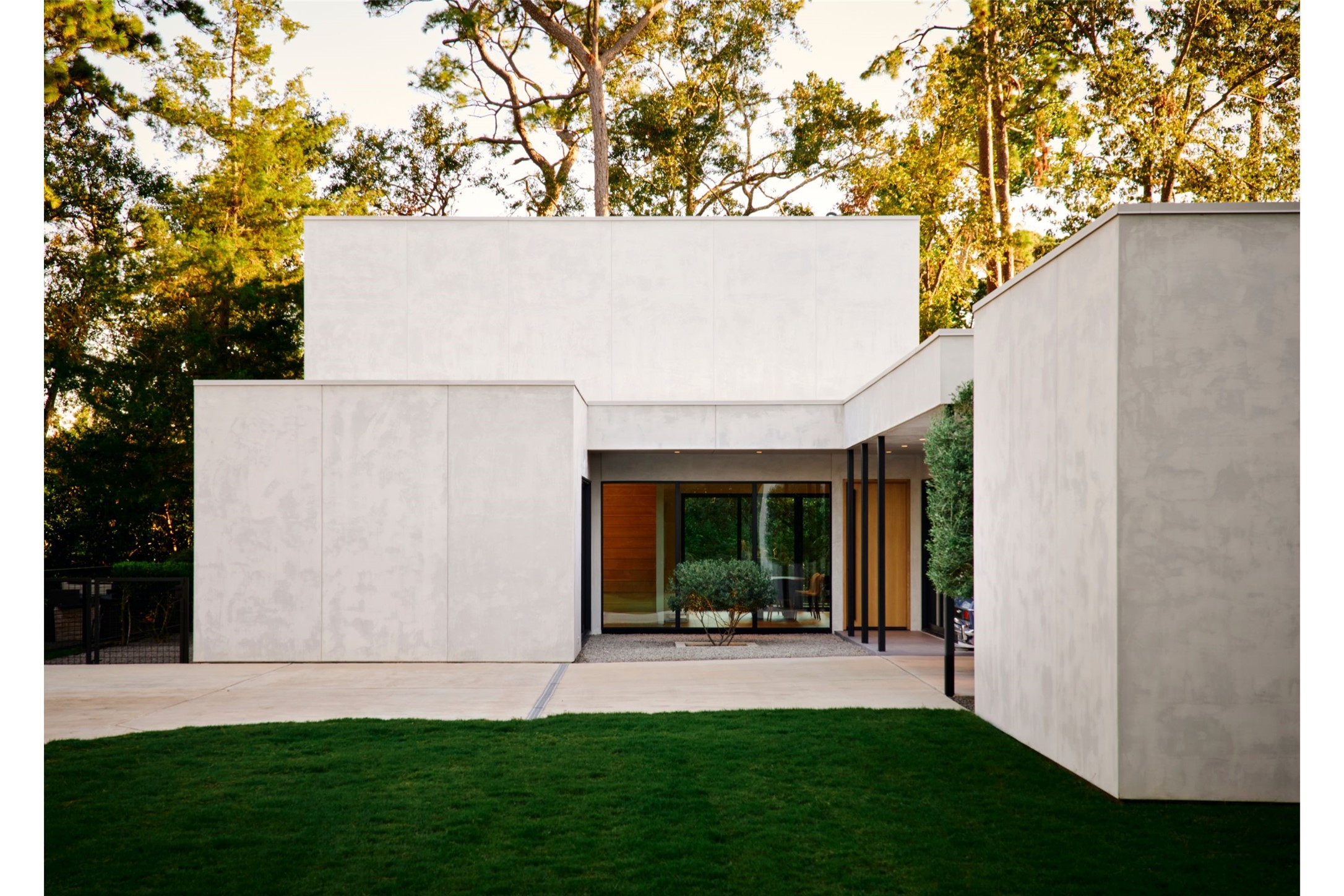  8327 Hunters Creek Drive - 物件實景