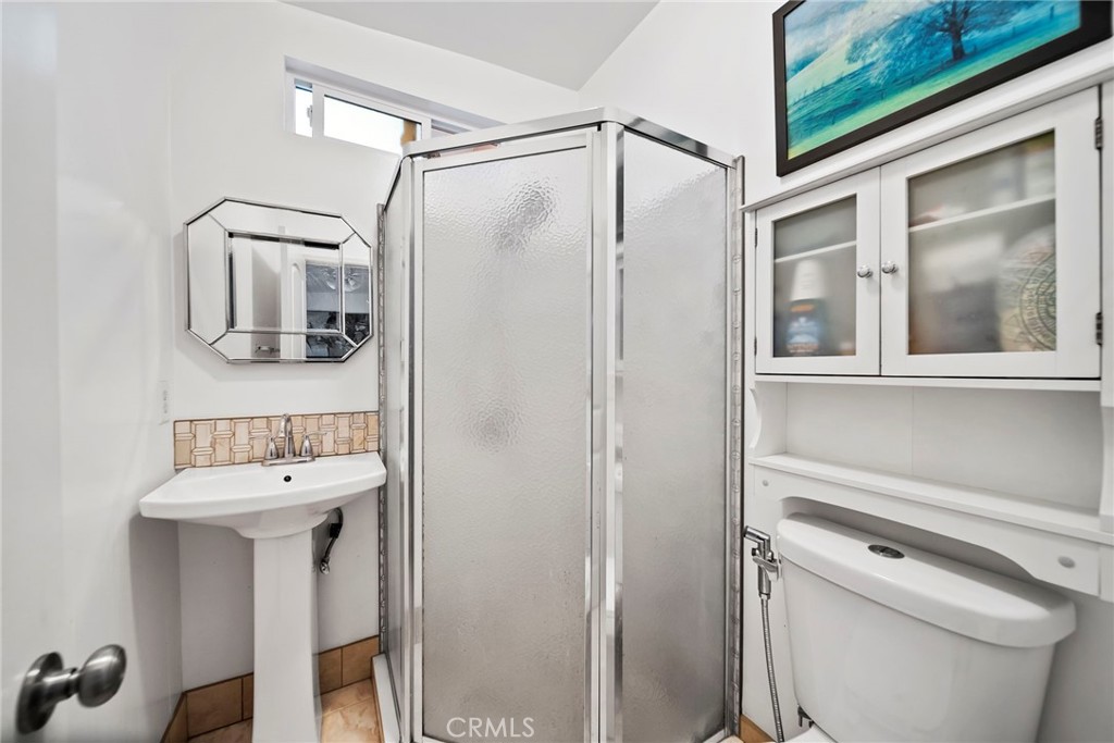 Los Angeles, California, 90041, United States, ,Residential,For Sale,2013561