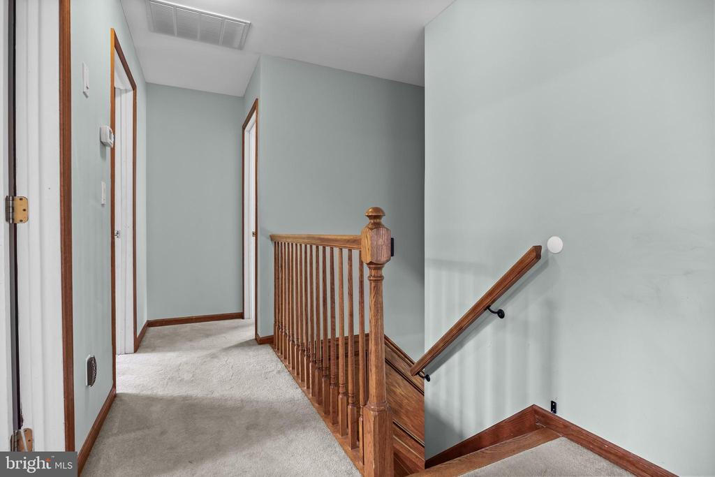 Cream Ridge, New Jersey, 08514, United States, 4 Bedrooms Bedrooms, ,3 BathroomsBathrooms,Residential,For Sale,1902972