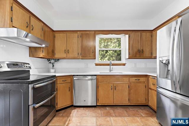 Clifton, New Jersey, 07013, United States, 3 Bedrooms Bedrooms, ,1 BathroomBathrooms,Residential,For Sale,1927701