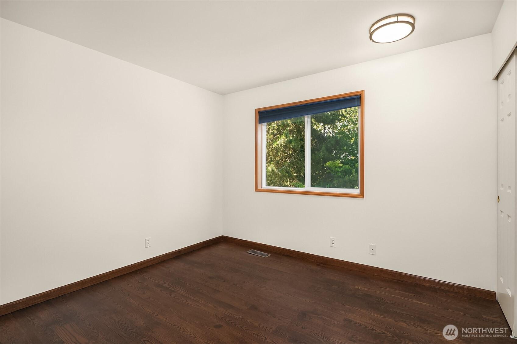 RENTON, Washington, 98059, United States, 4 Bedrooms Bedrooms, ,4 BathroomsBathrooms,Residential,For Sale,1882417