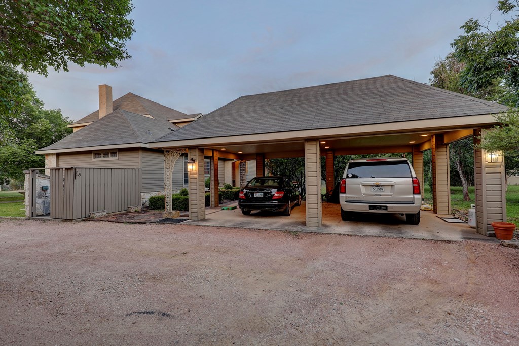 Kerrville, Texas, 78028, United States, 6 Bedrooms Bedrooms, ,6 BathroomsBathrooms,Residential,For Sale,1980458