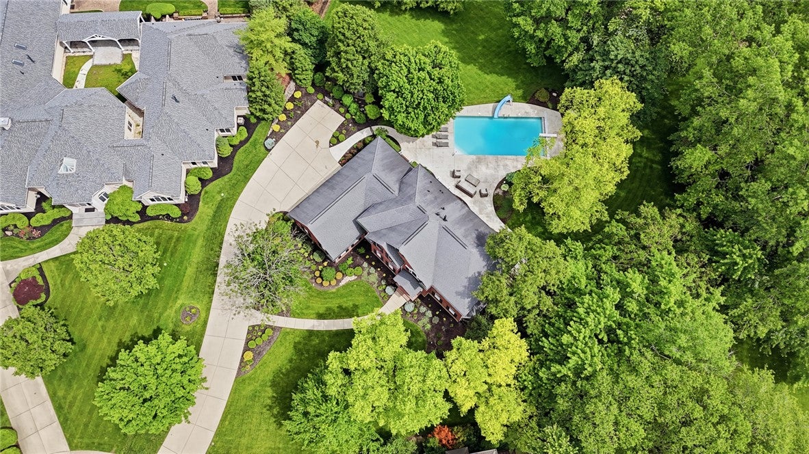 Dayton, Ohio, 45458, United States, 4 Bedrooms Bedrooms, ,5 BathroomsBathrooms,Residential,For Sale,2048387
