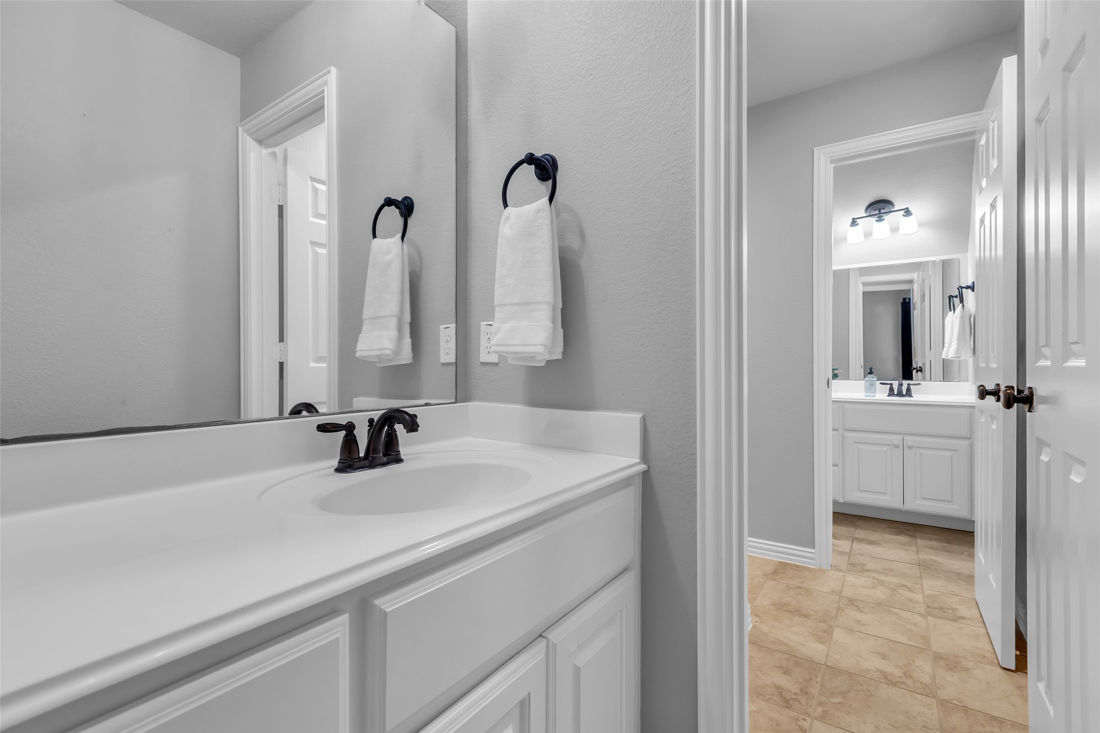 The Woodlands, Texas, 77354, United States, 6 Bedrooms Bedrooms, ,7 BathroomsBathrooms,Residential,For Sale,2001966