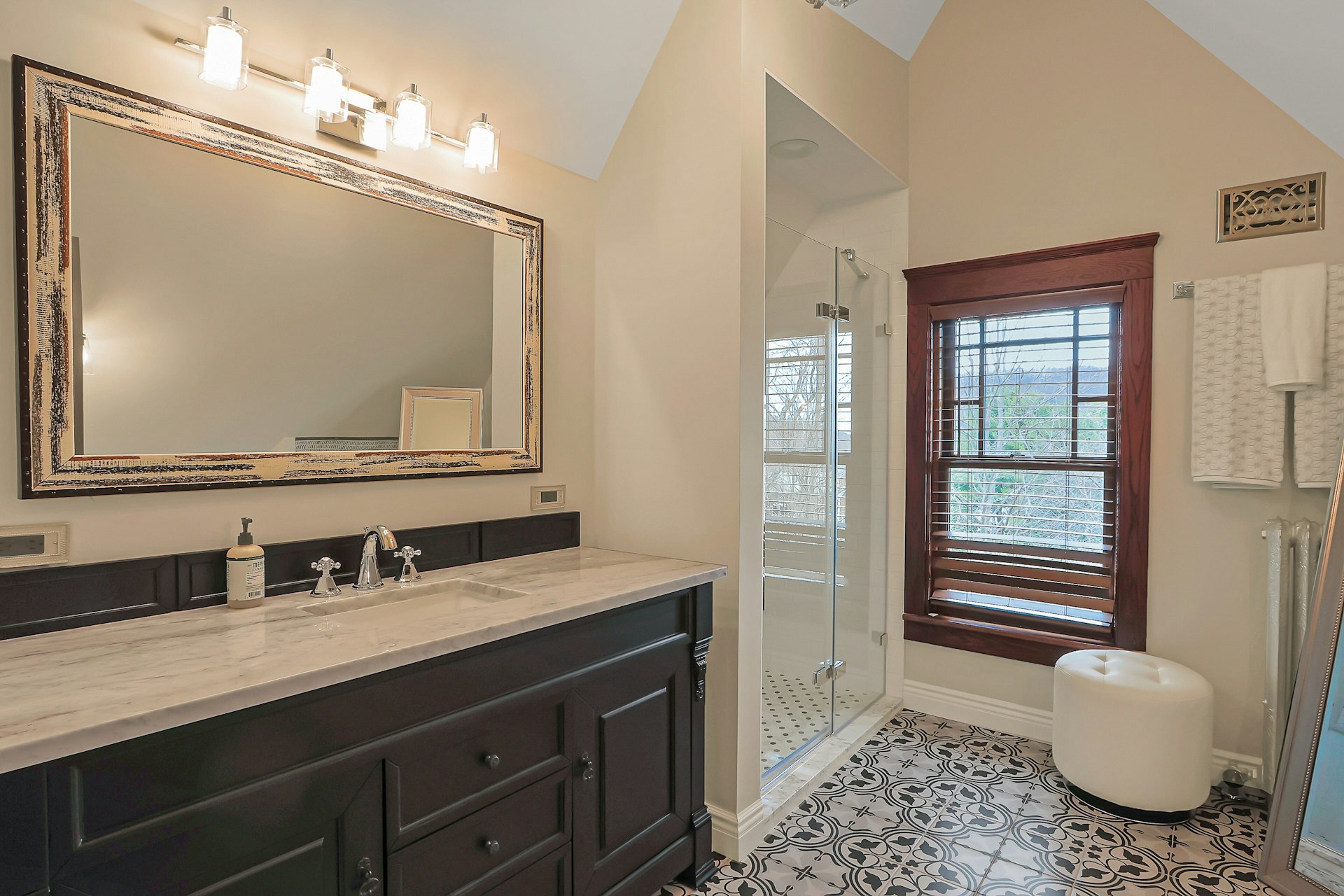  The Conklin House - 物件實景