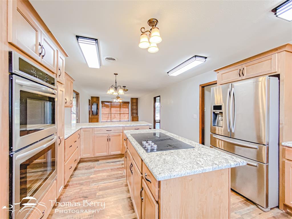 Stamford, Texas, 79553, United States, 3 Bedrooms Bedrooms, ,3 BathroomsBathrooms,Residential,For Sale,1696805