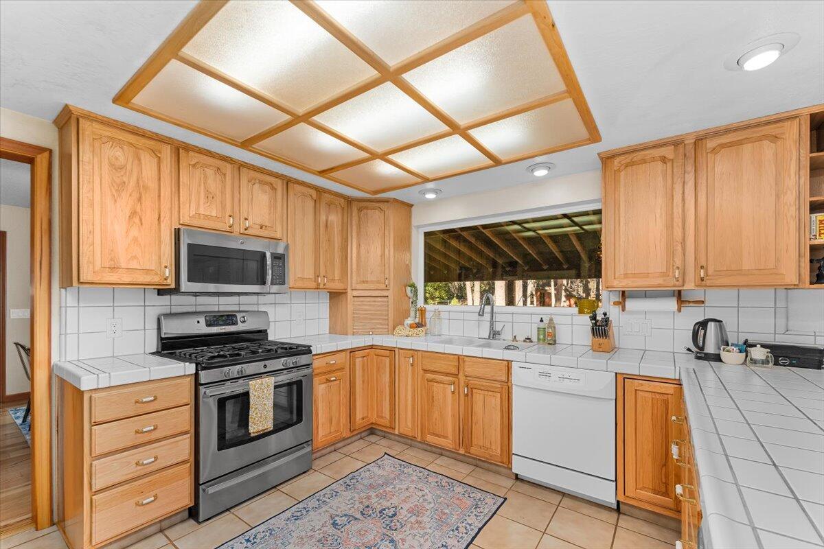 Shingletown, California, 96088, United States, 3 Bedrooms Bedrooms, ,3 BathroomsBathrooms,Residential,For Sale,1986484