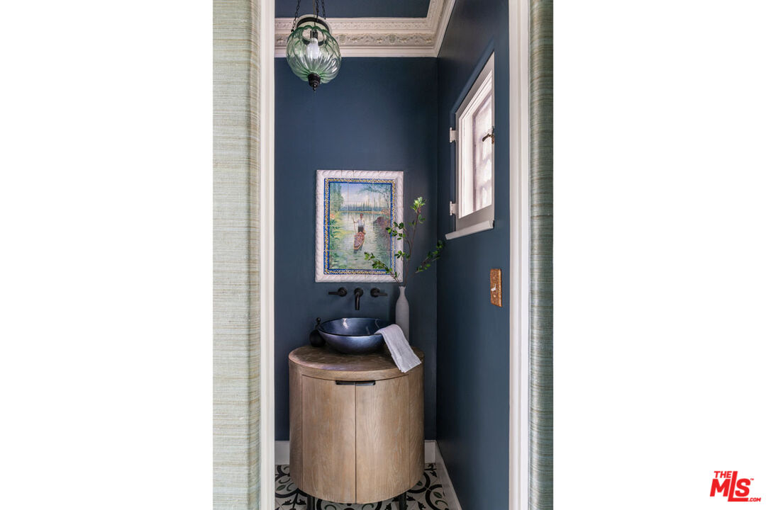 Los Angeles, California, 90065, United States, 5 Bedrooms Bedrooms, ,5 BathroomsBathrooms,Residential,For Sale,1987720