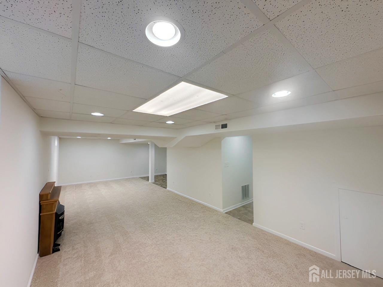 South Brunswick, New Jersey, 08810, United States, 4 Bedrooms Bedrooms, ,4 BathroomsBathrooms,Residential,For Sale,1978148