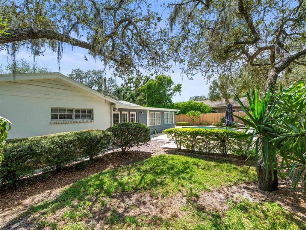 Tampa, Florida, 33618, United States, 4 Bedrooms Bedrooms, ,2 BathroomsBathrooms,Residential,For Sale,1917104