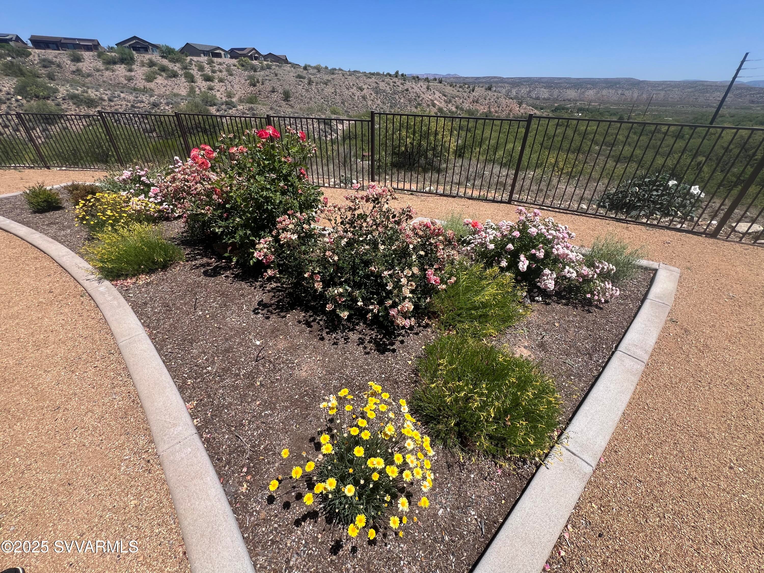 Clarkdale, Arizona, 86324, United States, 3 Bedrooms Bedrooms, ,2 BathroomsBathrooms,Residential,For Sale,1866372