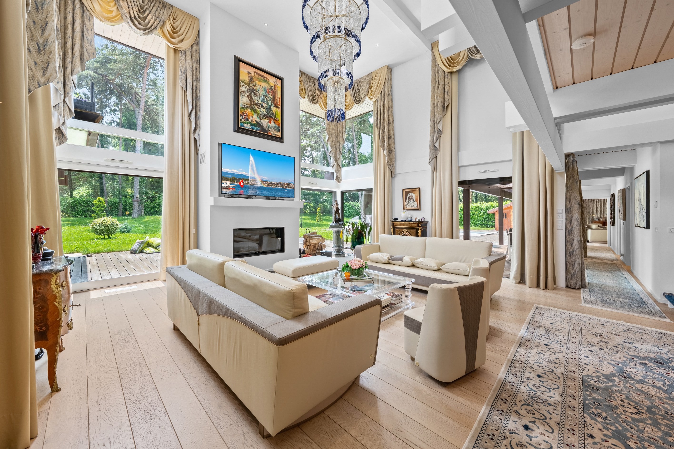  HOUSE IN PRIVATE ?DOMAINE DE COUDREE? - 物件實景
