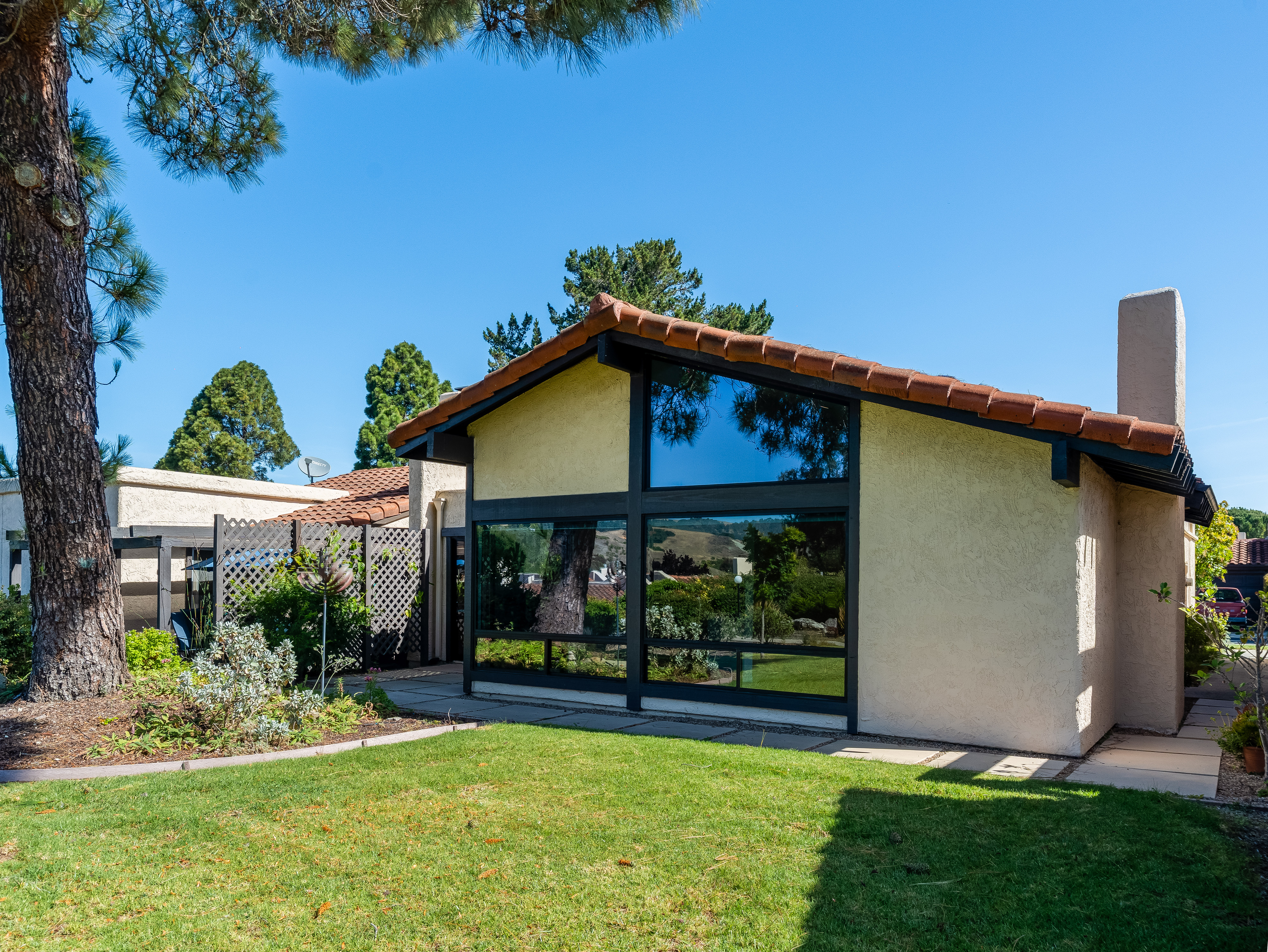  Single-Level Los Verdes Park Home with Hillside Views - 物件實景