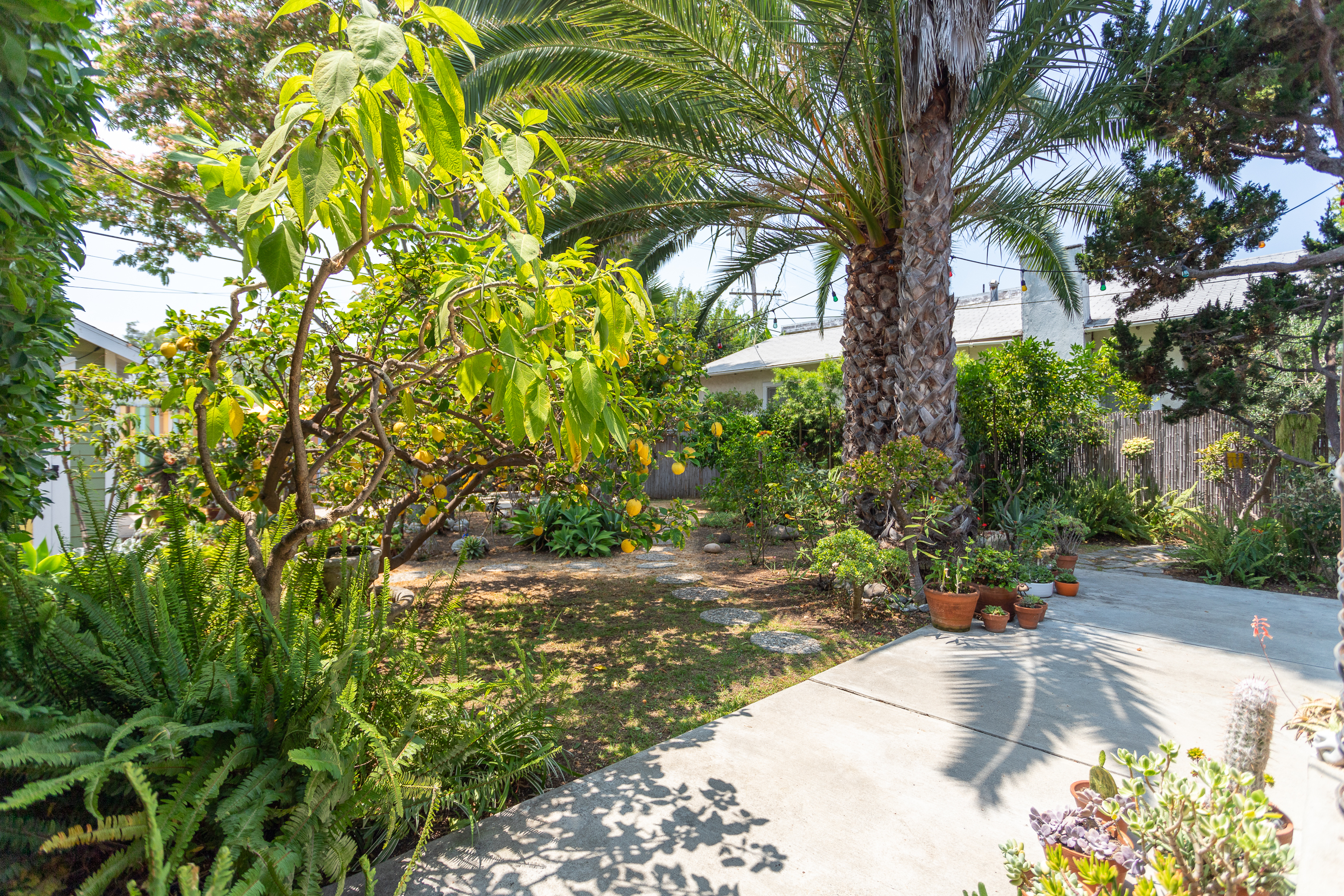  5836 La Mirada Avenue - 物件實景