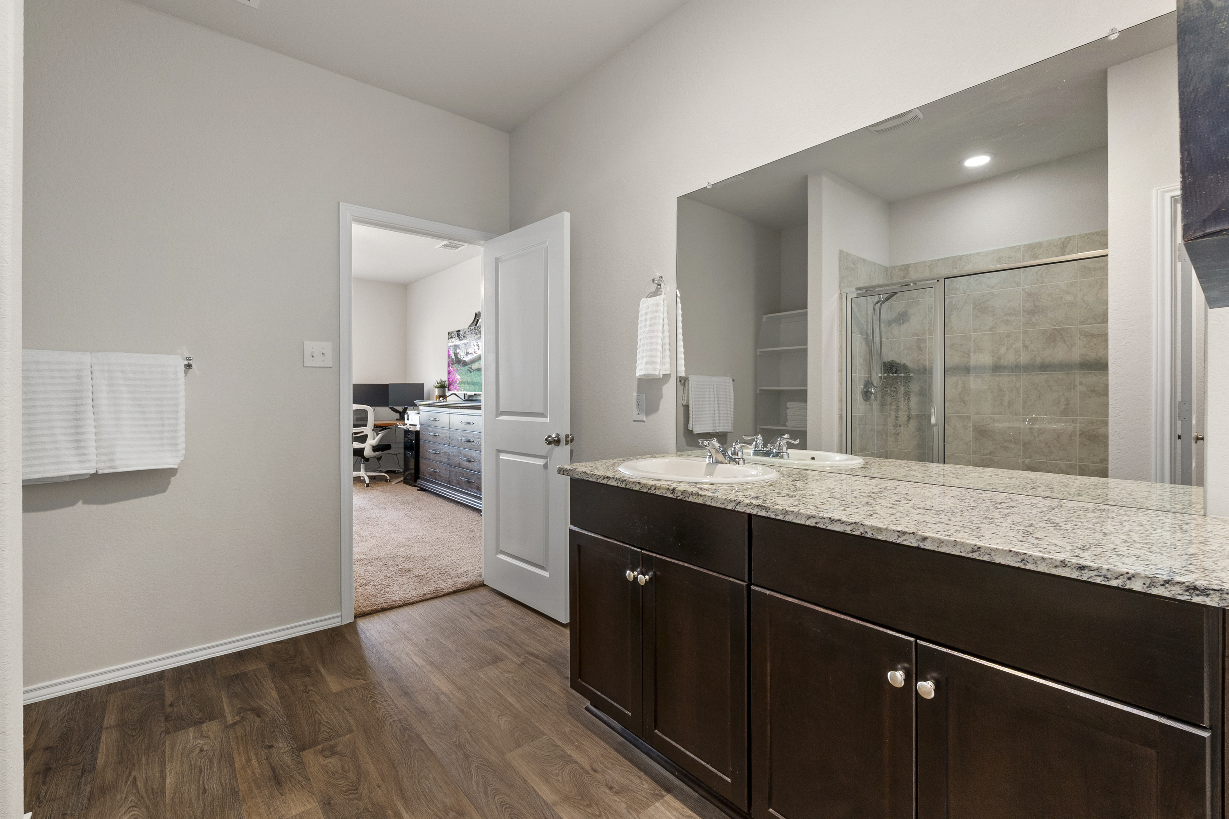  New Braunfels Living with a 2.99% Assumable VA Loan - 物件實景