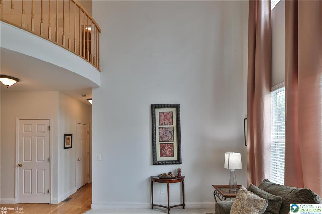 Easton, Pennsylvania, 18040, United States, 4 Bedrooms Bedrooms, ,3 BathroomsBathrooms,Residential,For Sale,1984149