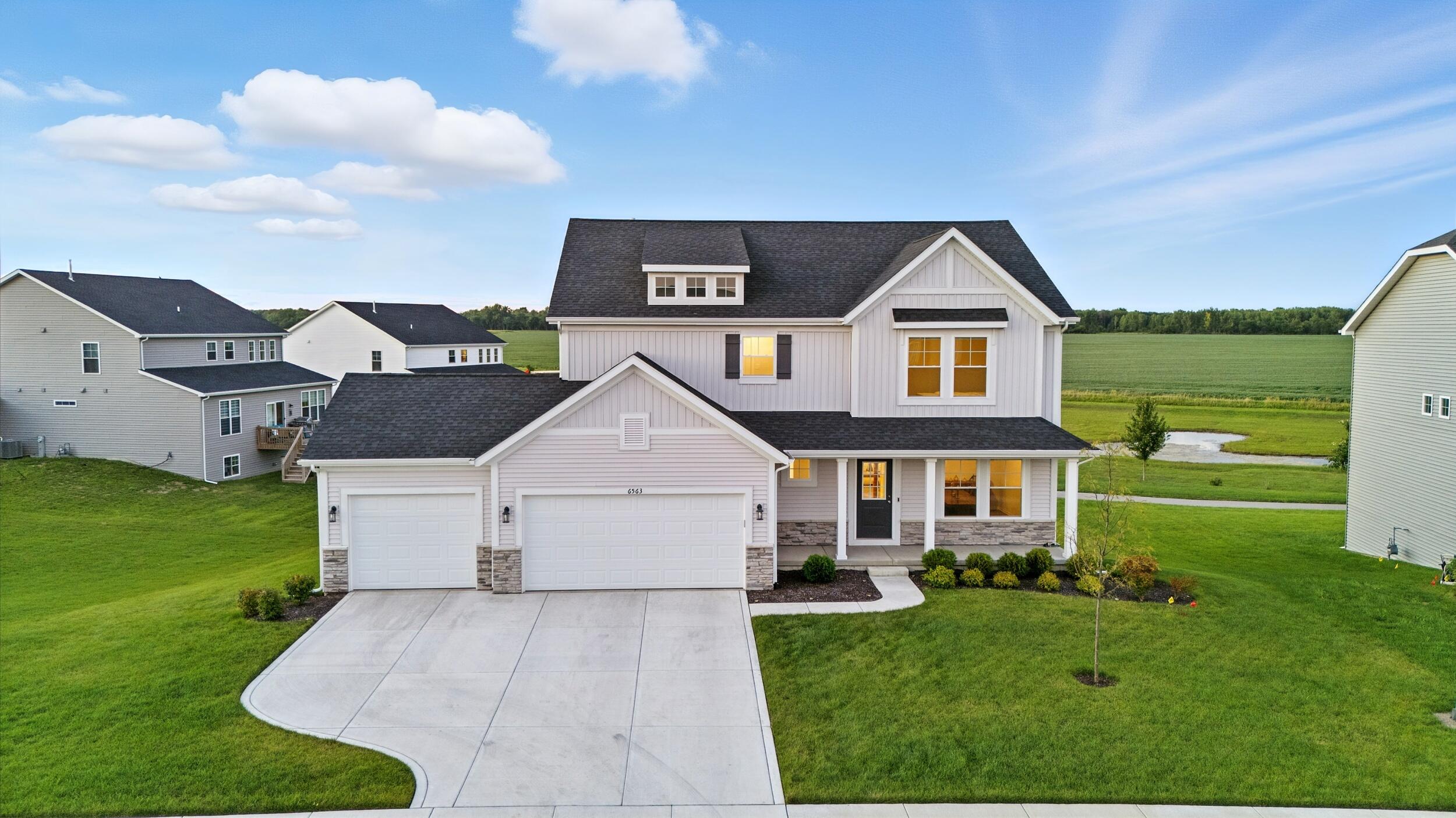 Schererville, Indiana, 46375, United States, 4 Bedrooms Bedrooms, ,3 BathroomsBathrooms,Residential,For Sale,1933479