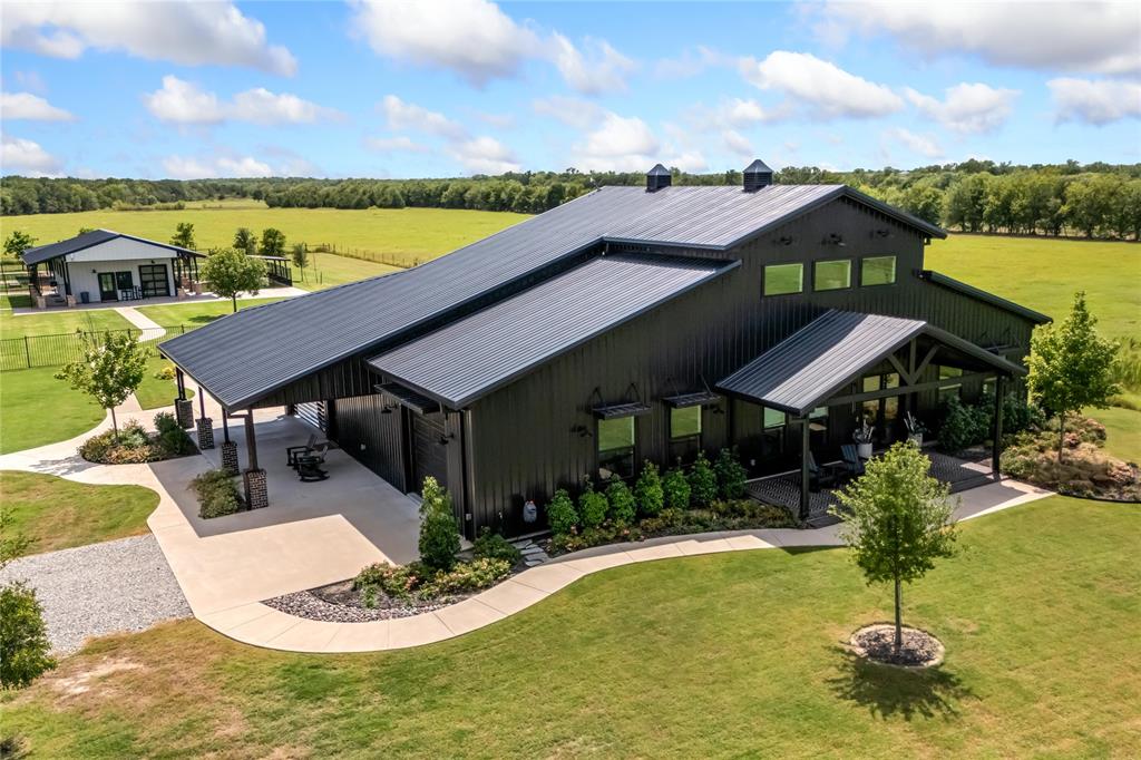 Royse City, Texas, 75189, United States, 4 Bedrooms Bedrooms, ,7 BathroomsBathrooms,Residential,For Sale,1941788