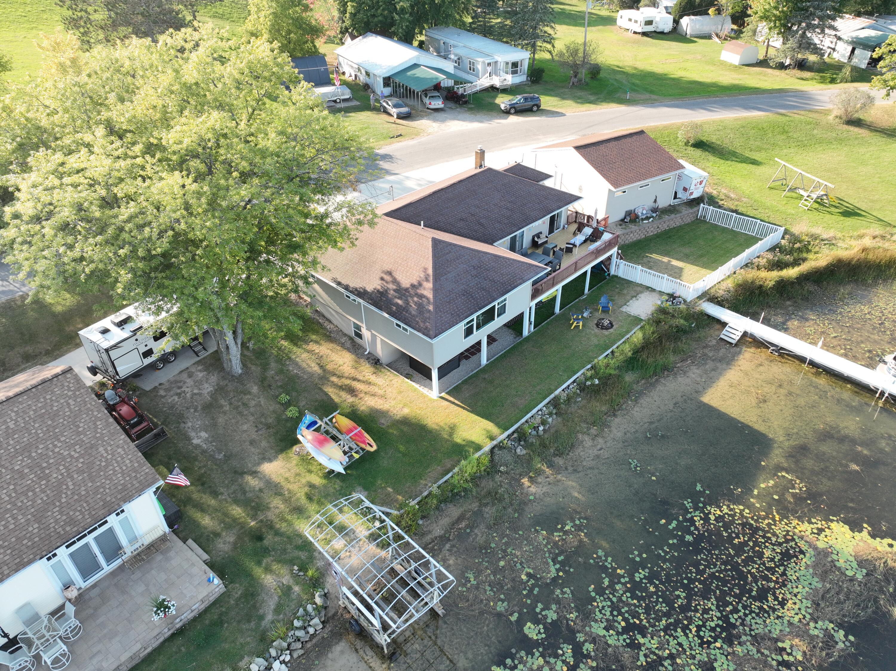 Fremont, Michigan, 49412, United States, 3 Bedrooms Bedrooms, ,2 BathroomsBathrooms,Residential,For Sale,1743034