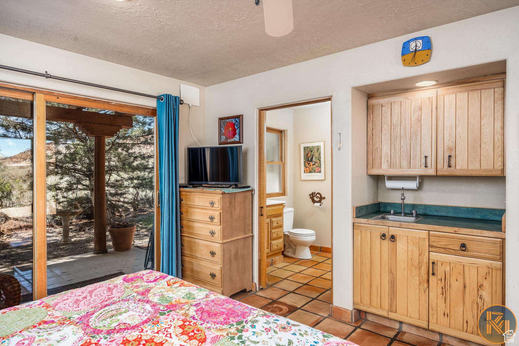 Kanab, Utah, 84741, United States, 2 Bedrooms Bedrooms, ,3 BathroomsBathrooms,Residential,For Sale,1903679