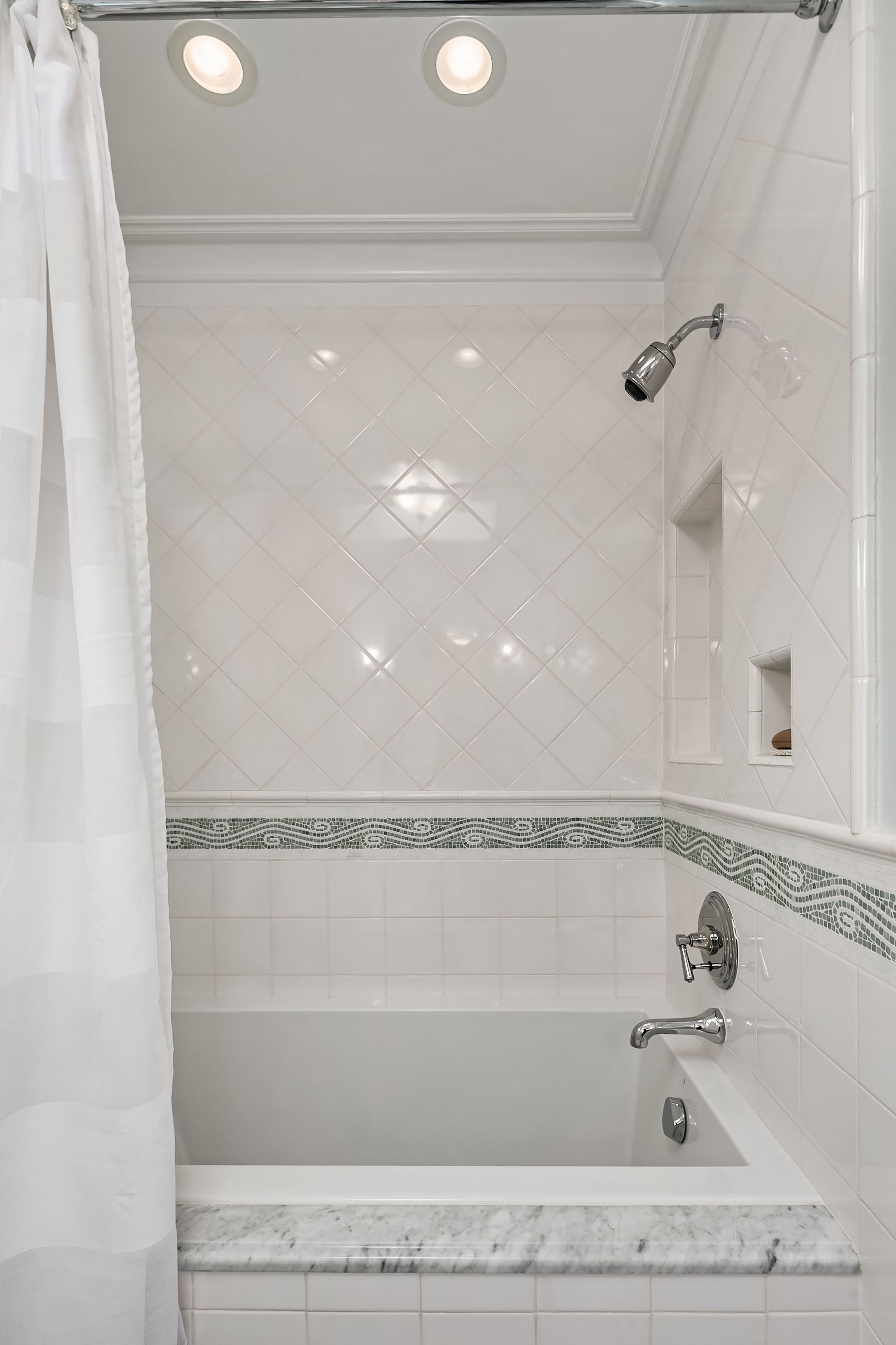  364 Highland Dr, Seattle, WA 98109 - 物件實景