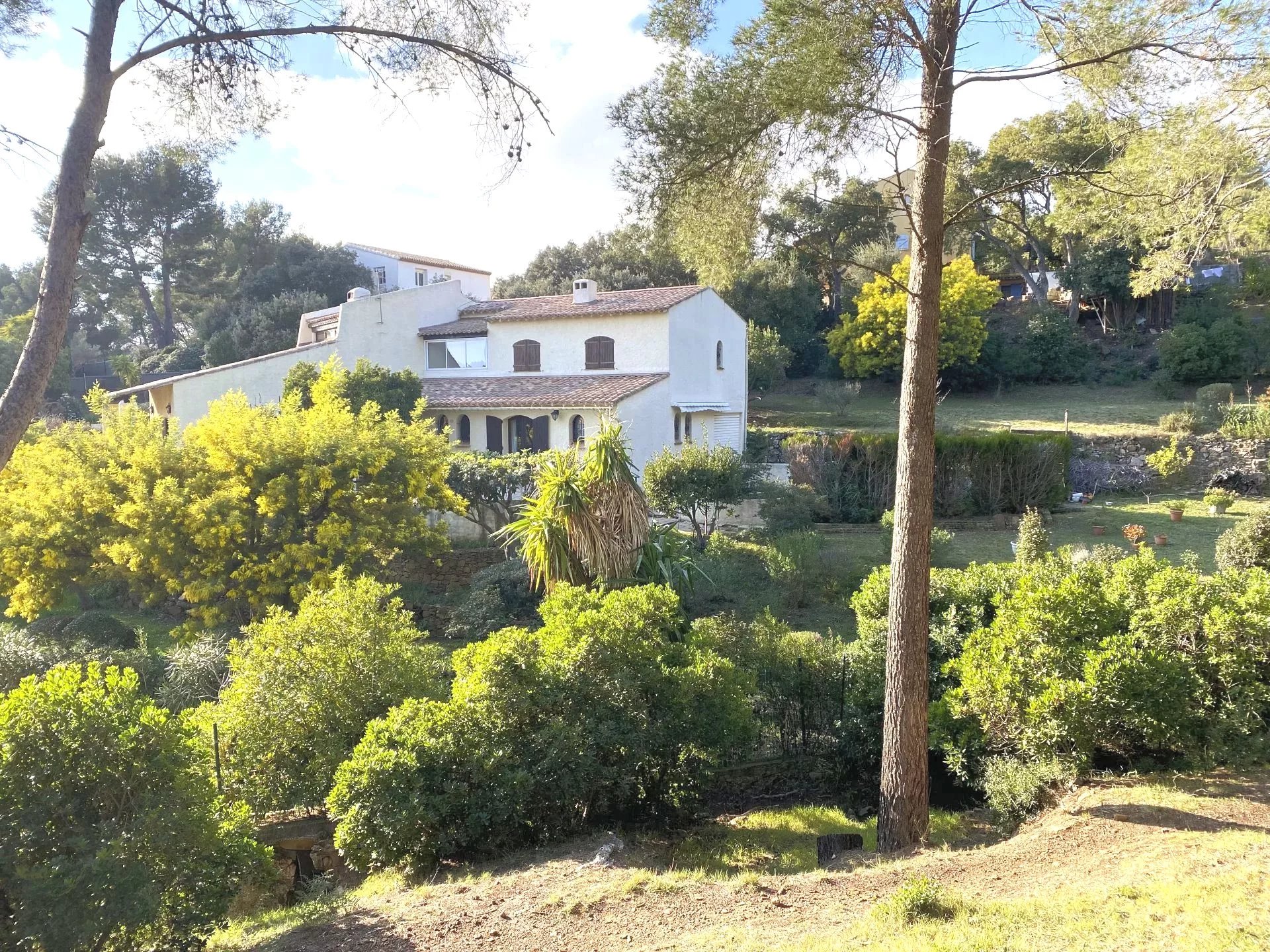 Saint-Mandrier-sur-Mer, Provence-Alpes-Côte d’Azur, 83430, FR, 4 Bedrooms Bedrooms, ,6 BathroomsBathrooms,Residential,For Sale,1673174
