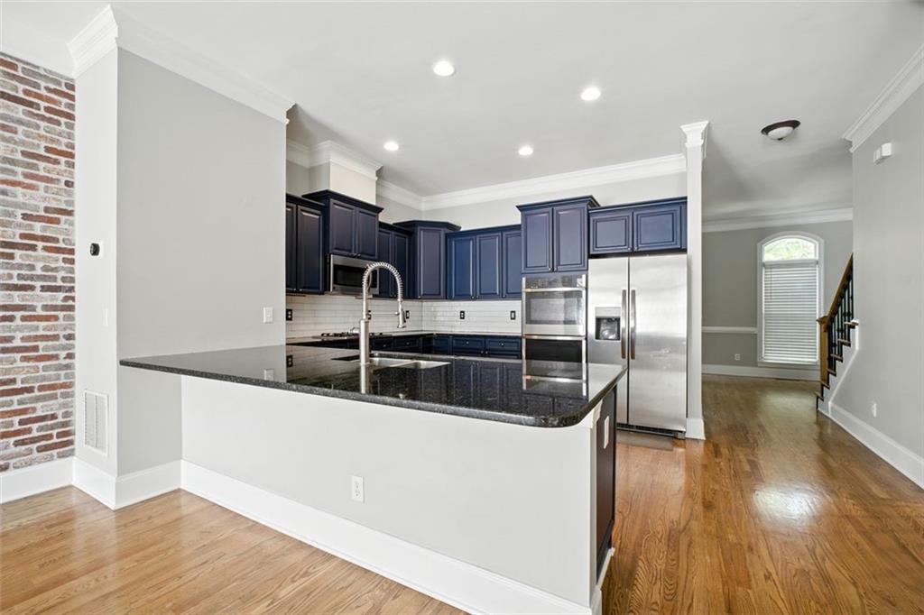 Roswell, Georgia, 30076, United States, 4 Bedrooms Bedrooms, ,4 BathroomsBathrooms,Residential,For Sale,1917111