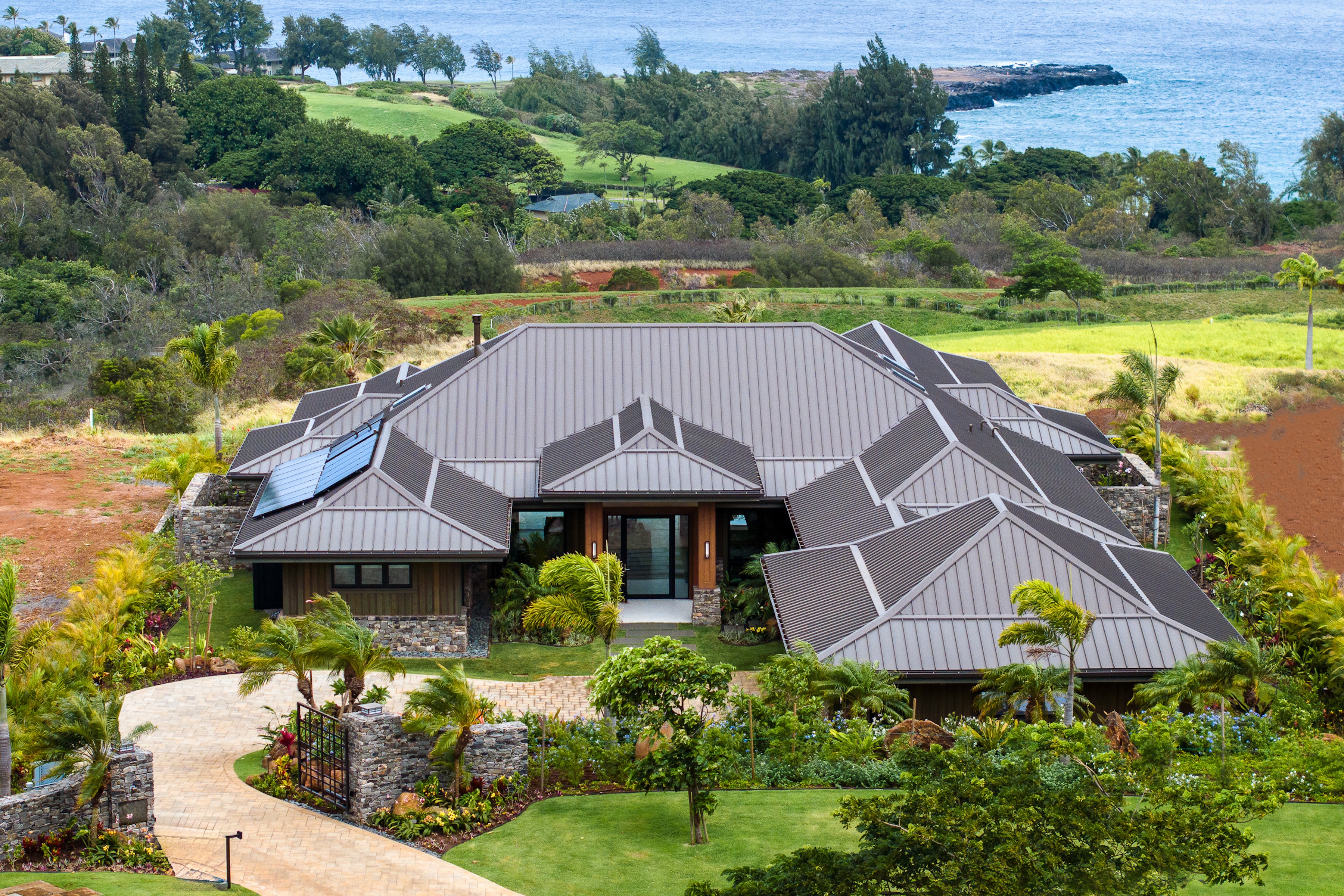  Move-In Ready Luxury: A Masterpiece in Kapalua
