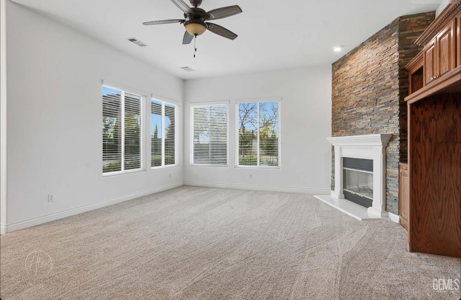 Bakersfield, California, 93314, United States, 5 Bedrooms Bedrooms, ,3 BathroomsBathrooms,Residential,For Sale,2012107