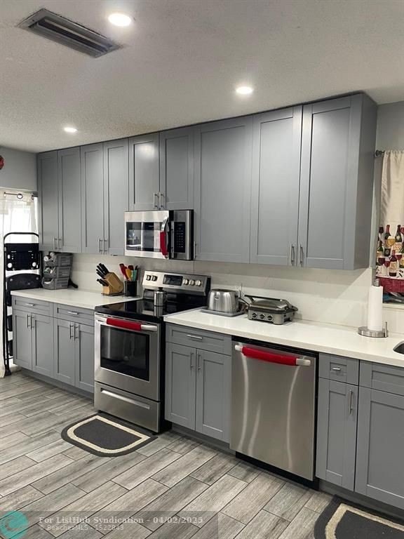 Miramar, Florida, 33025, United States, 3 Bedrooms Bedrooms, ,2 BathroomsBathrooms,Residential,For Sale,1931717