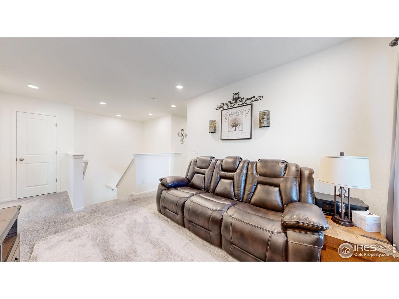 Commerce City, Colorado, 80022, United States, 3 Bedrooms Bedrooms, ,2 BathroomsBathrooms,Residential,For Sale,1987529