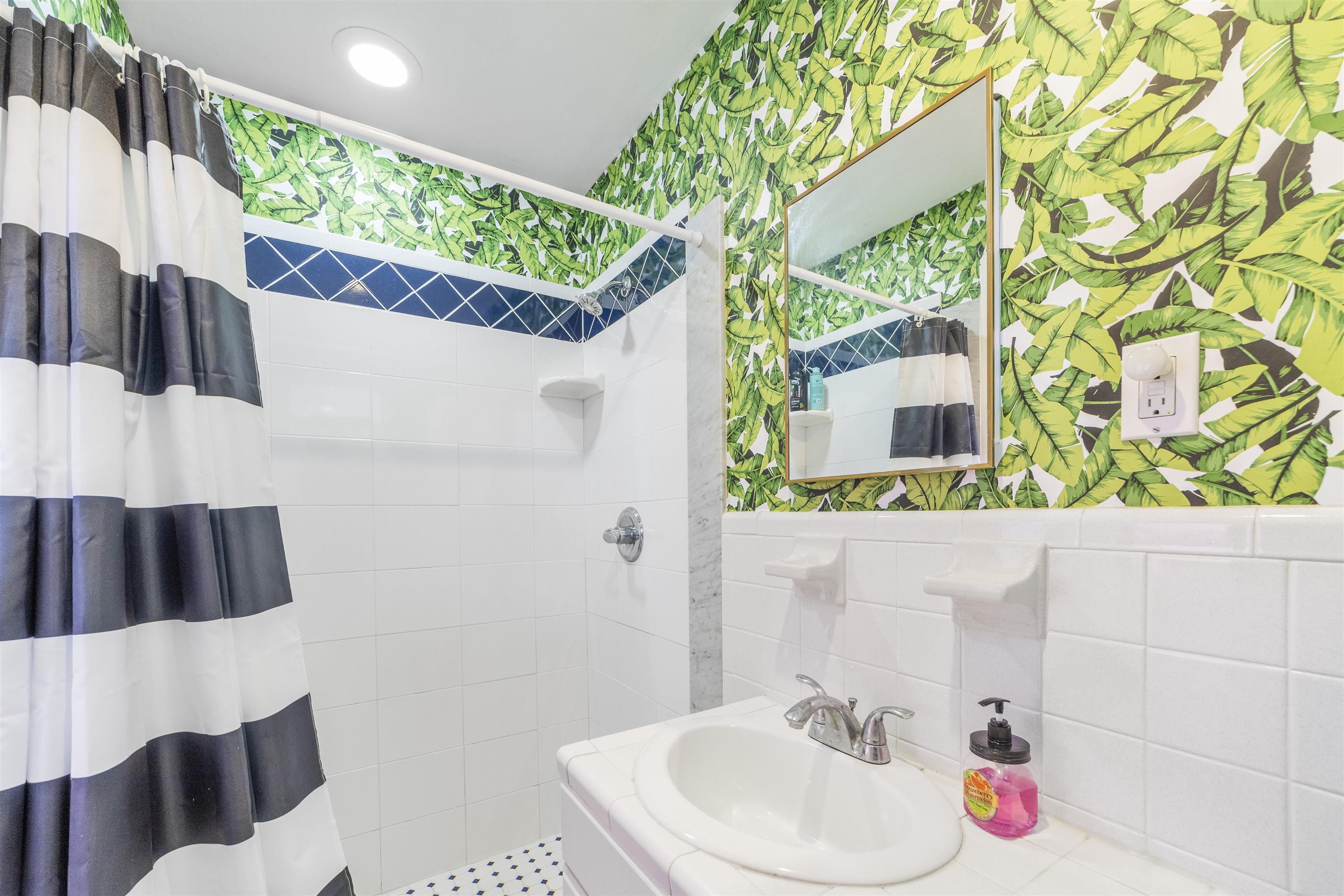 St. Augustine, Florida, 32084, United States, 3 Bedrooms Bedrooms, ,2 BathroomsBathrooms,Residential,For Sale,1975418