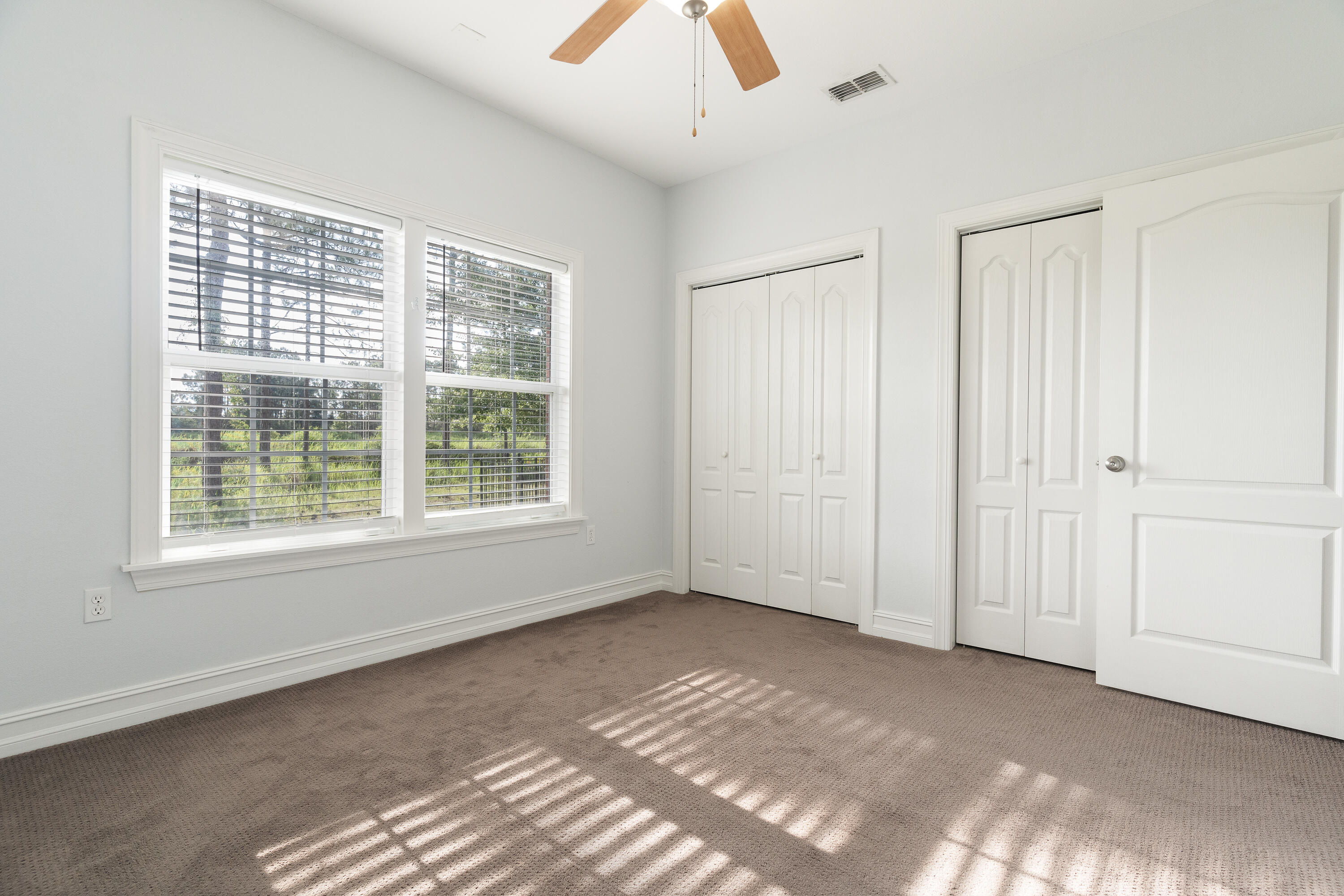 Freeport, Florida, 32439, United States, 4 Bedrooms Bedrooms, ,3 BathroomsBathrooms,Residential,For Sale,1948335