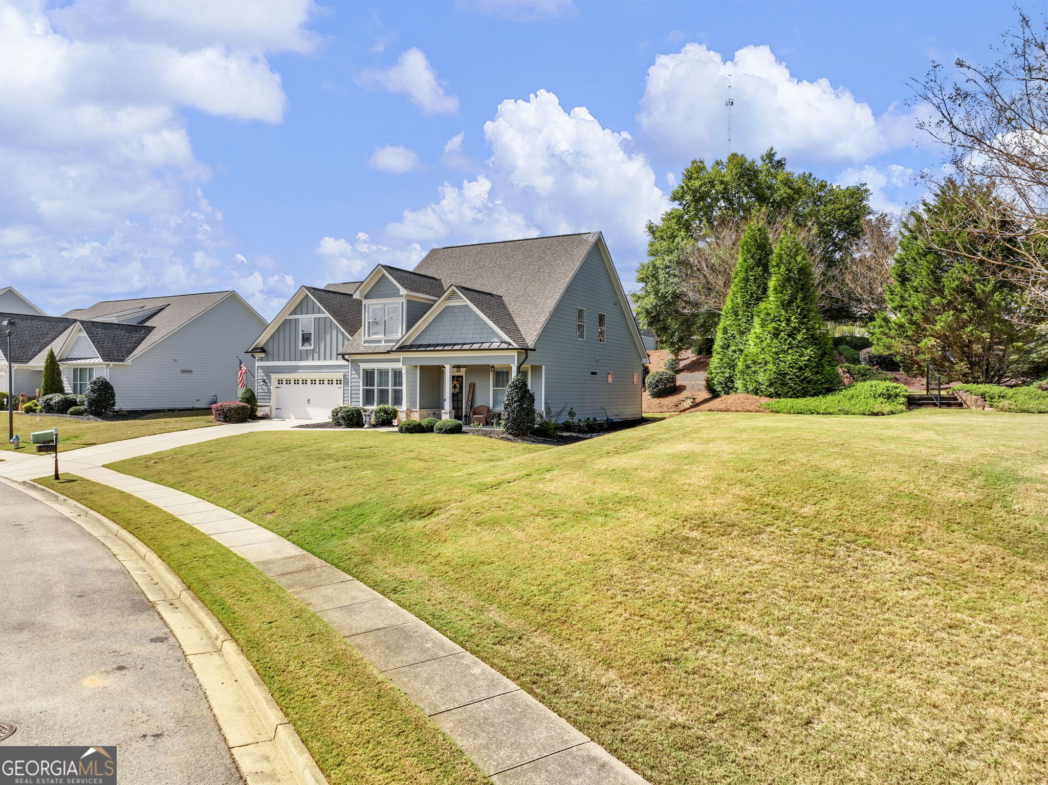 Hoschton, Georgia, 30548, United States, 5 Bedrooms Bedrooms, ,3 BathroomsBathrooms,Residential,For Sale,1986295