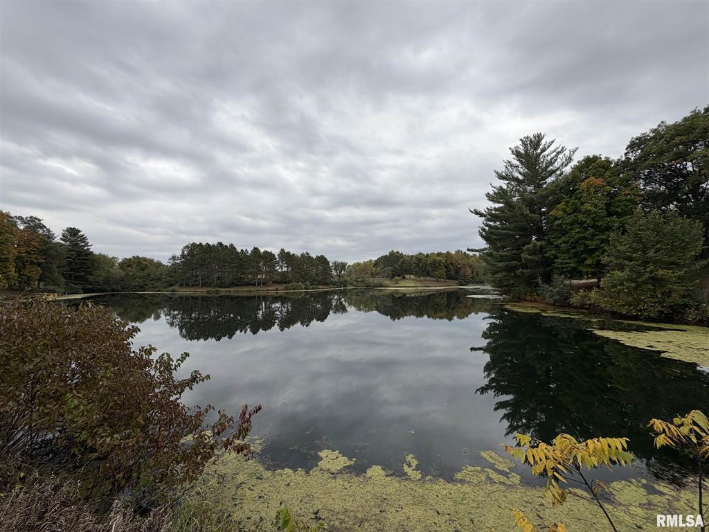 Abingdon, Illinois, 61410, United States, 3 Bedrooms Bedrooms, ,2 BathroomsBathrooms,Residential,For Sale,1976226